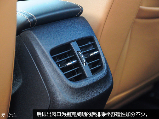 �Ϻ�ͨ�ñ��2015������