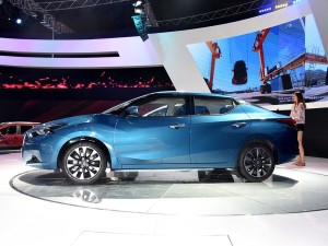 �����ղ� LANNIA ���� 2015�� ������