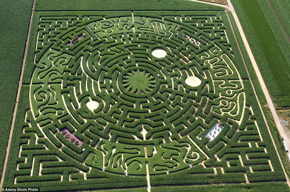 άգLe labyrinthe des SortilgesԹ<br /><p  align=