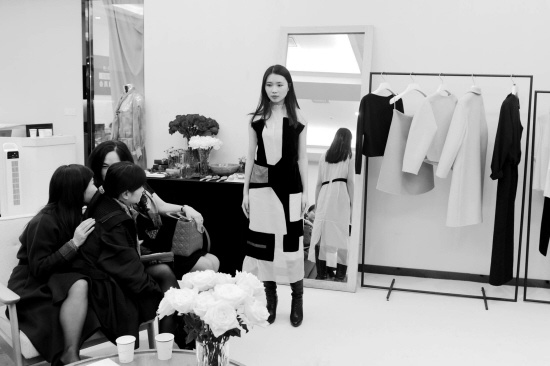 ��װ������