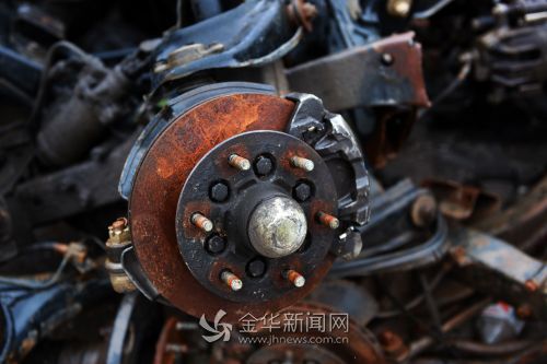YX1_2899