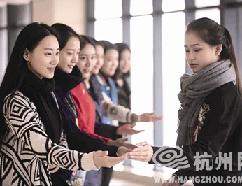 ���绥�������־Ը��