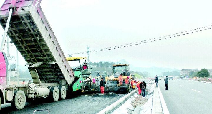 义武公路预计今年下半年通车