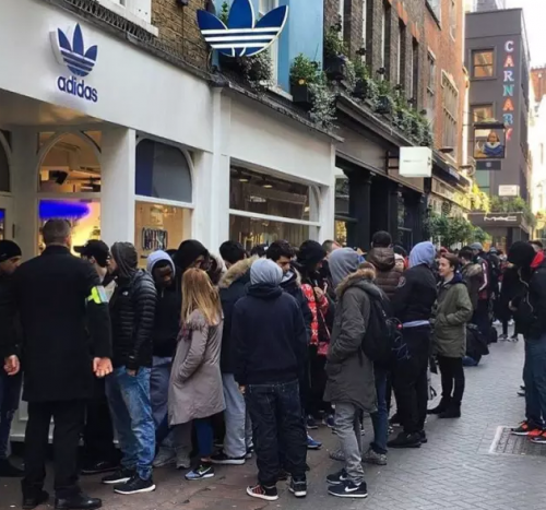 ���ϴ�˹NMD��������һ���죬��ЬΪʲô�ܺ�?