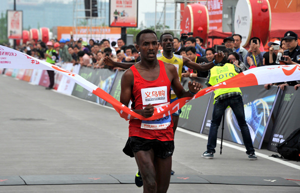 �׽��й����ڹ�����Ӱ��չ����չ��Ʒ����