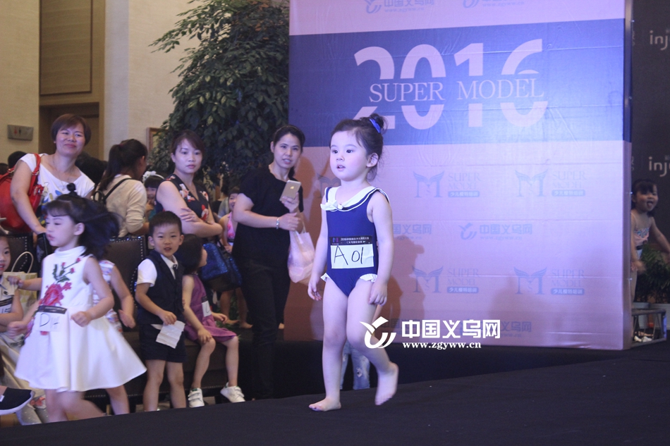 500��Ӿװ˧����Ů��۱���ģ�ش��� ������������