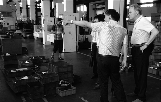 �������Ŵ��С�������ר�� 7������1216�����⹤��ʦ