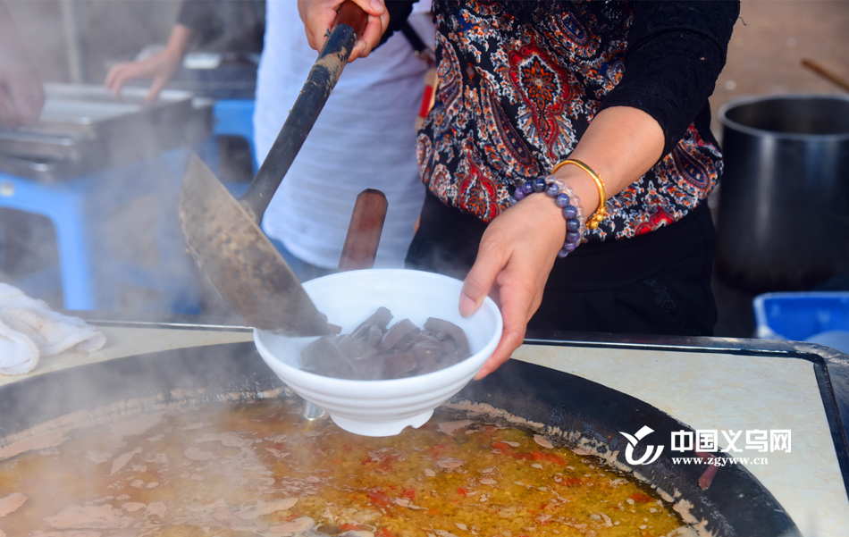 �ﶬ���Ҹ�ζ�� ���ں�լ�ܴ��и��ص��ġ�ȫţ�硱