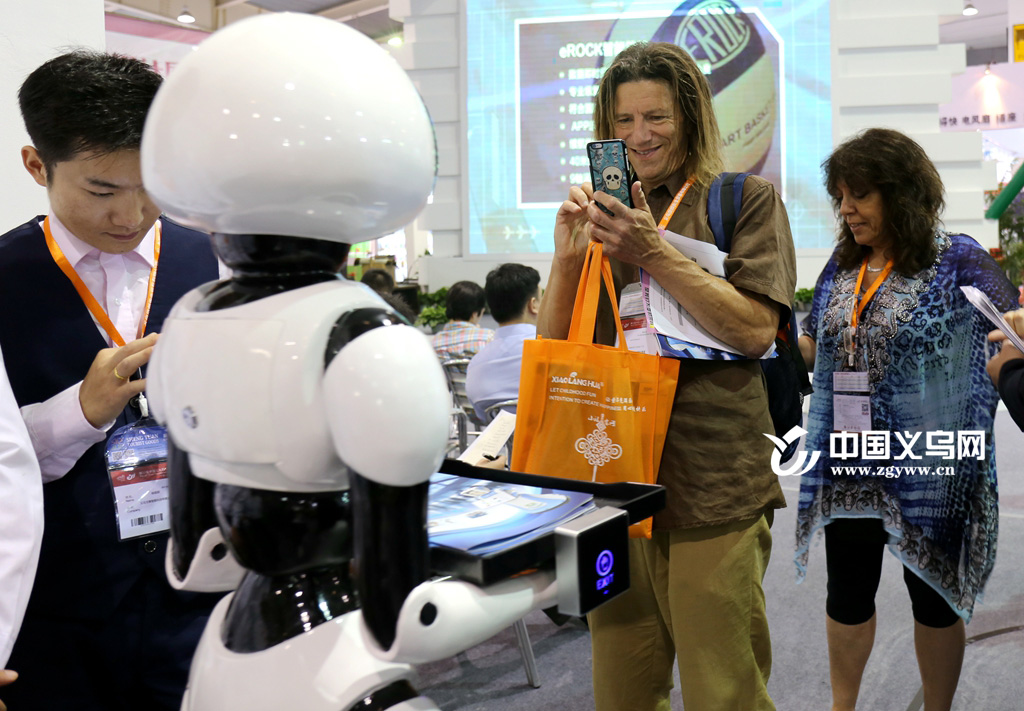 �岩���������չ�� �����������������ֿɼ�