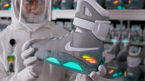 �Զ������ɽ��� �Ϳˡ������ȷ׷��Ƴ������˶�Ь