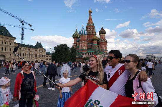 俄副总理：世界杯期间俄共接待超300万外国球迷