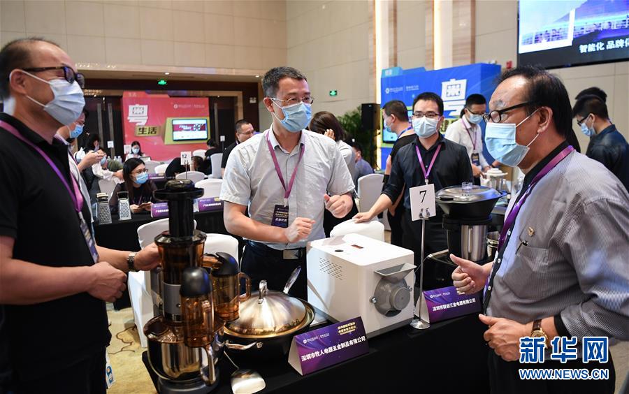 ���»�ȫýͷ����ͼ�Ļ�������12��뢻�����ͼ ���������̡���д�ڵ���ʮ�Ž�����ȫ���ٿ�֮��