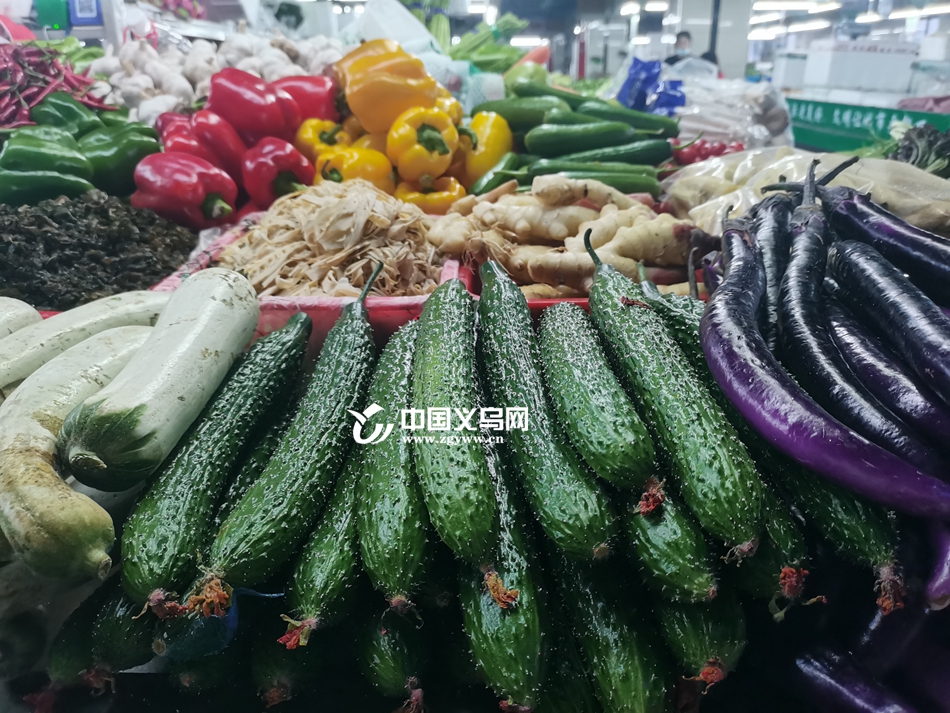产地连续阴雨“催”高菜价 义乌多处菜市场蔬菜价格涨幅明显
