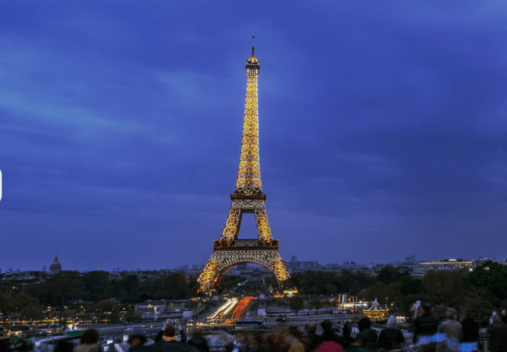 法国将斥资6000万欧元粉刷埃菲尔铁塔 迎接2024奥运会