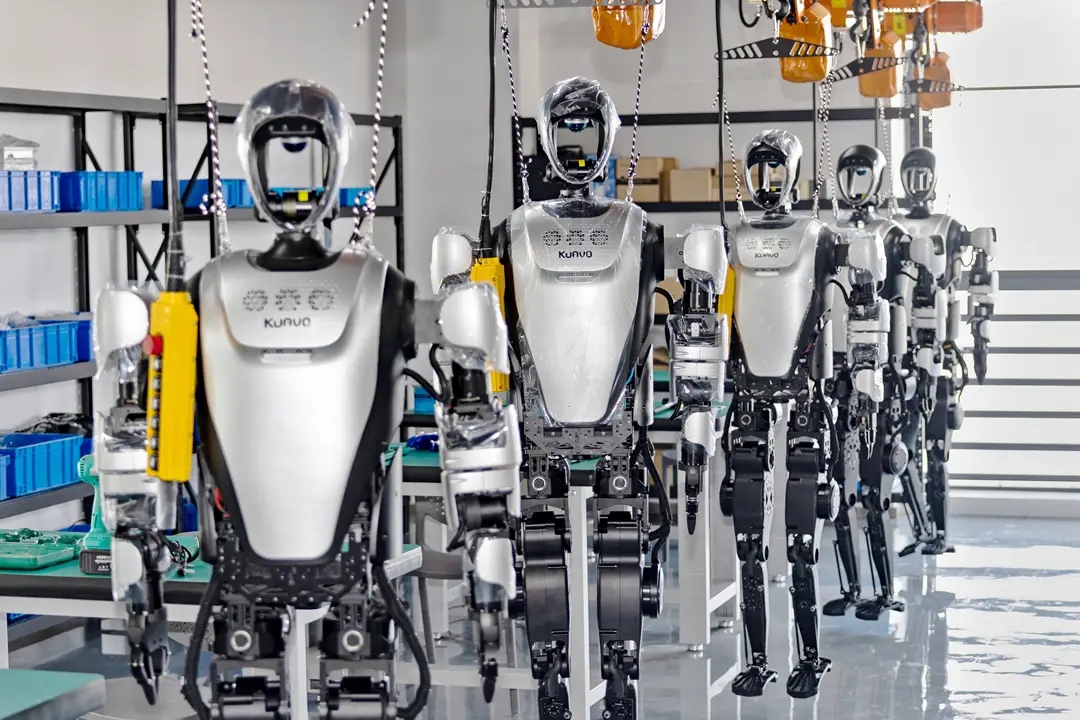 �����˲�ҵ���Эͬ����̬