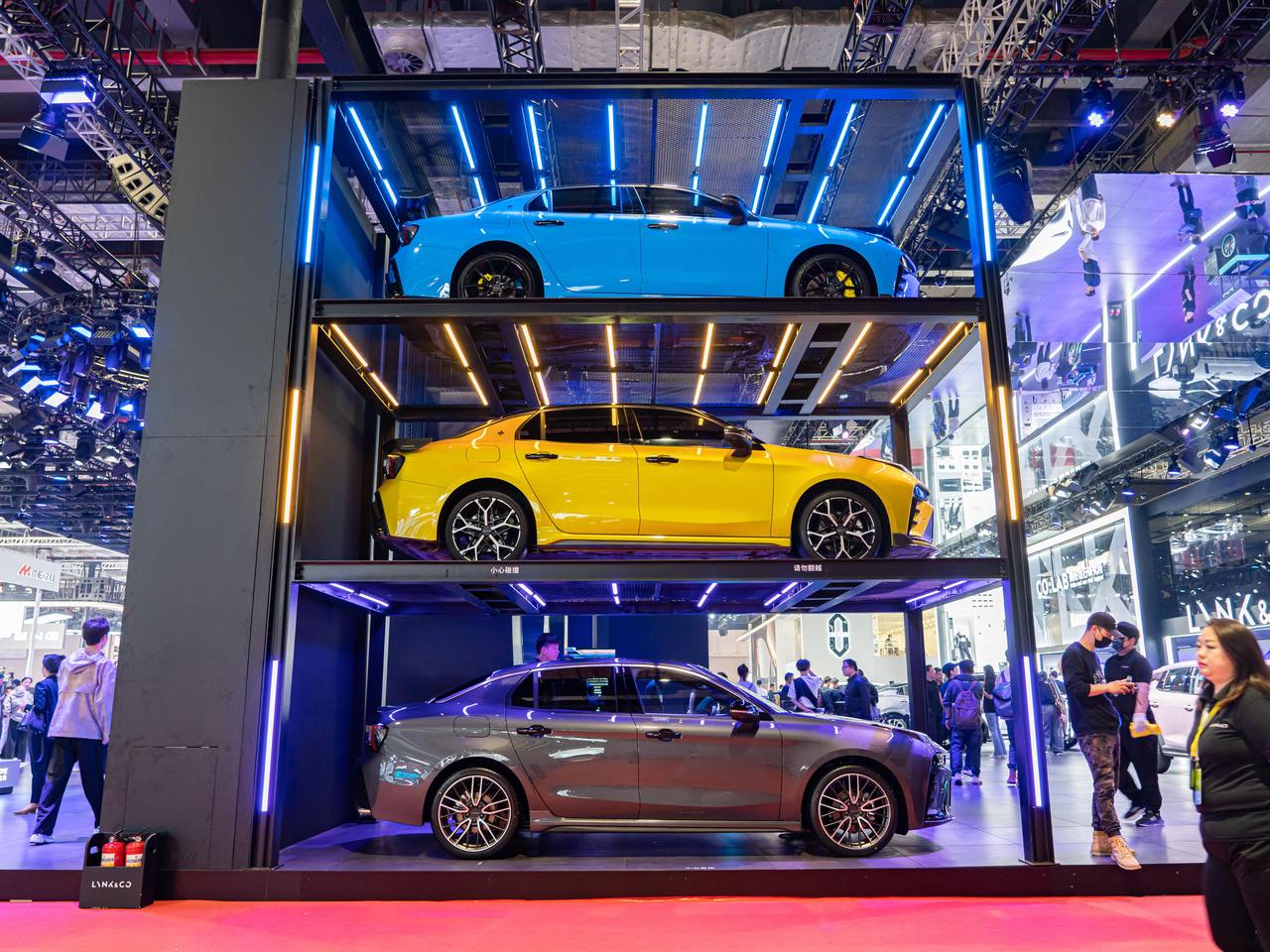 �����ܼ���ȷ2026����Ŀ�꣬�г���ֽ�������Щ�仯��