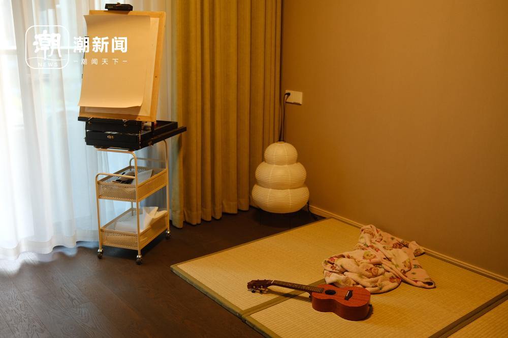 ����������һ���³�����װ�޵ľ�ͷ�ǡ�ȥ���񻯡�