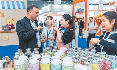 �������ձ������ڹ���ʱ����Ʒ����չ��Ļ �����糬�С�������