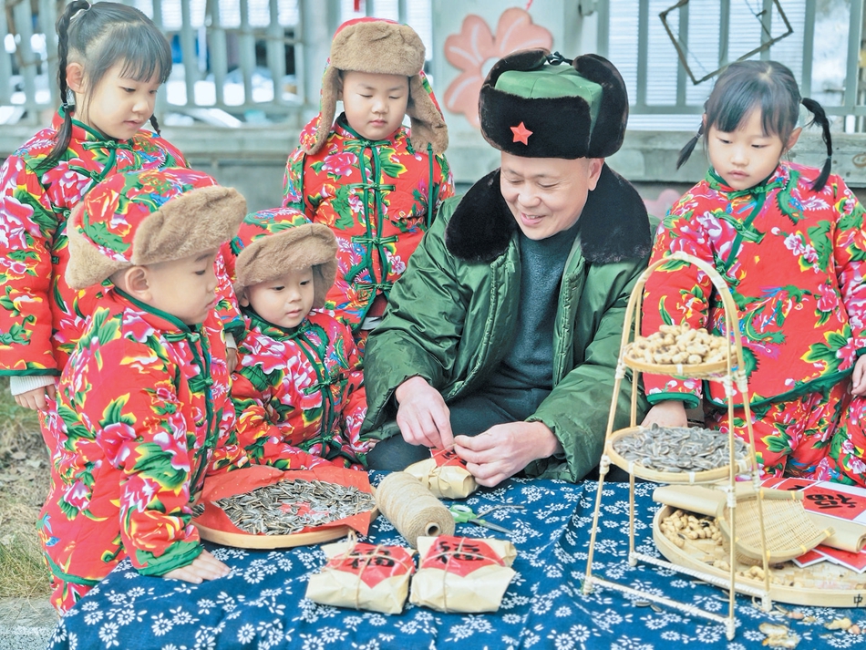 ����У԰�������ʷ׳�