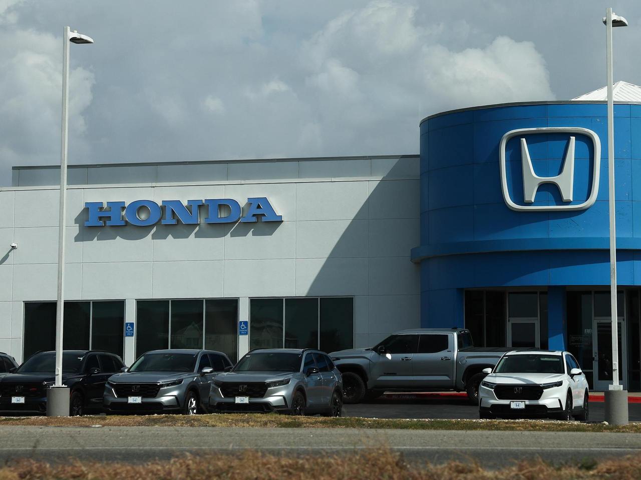 �������������»���ͻȻ���ף����״γ�����ȿ���