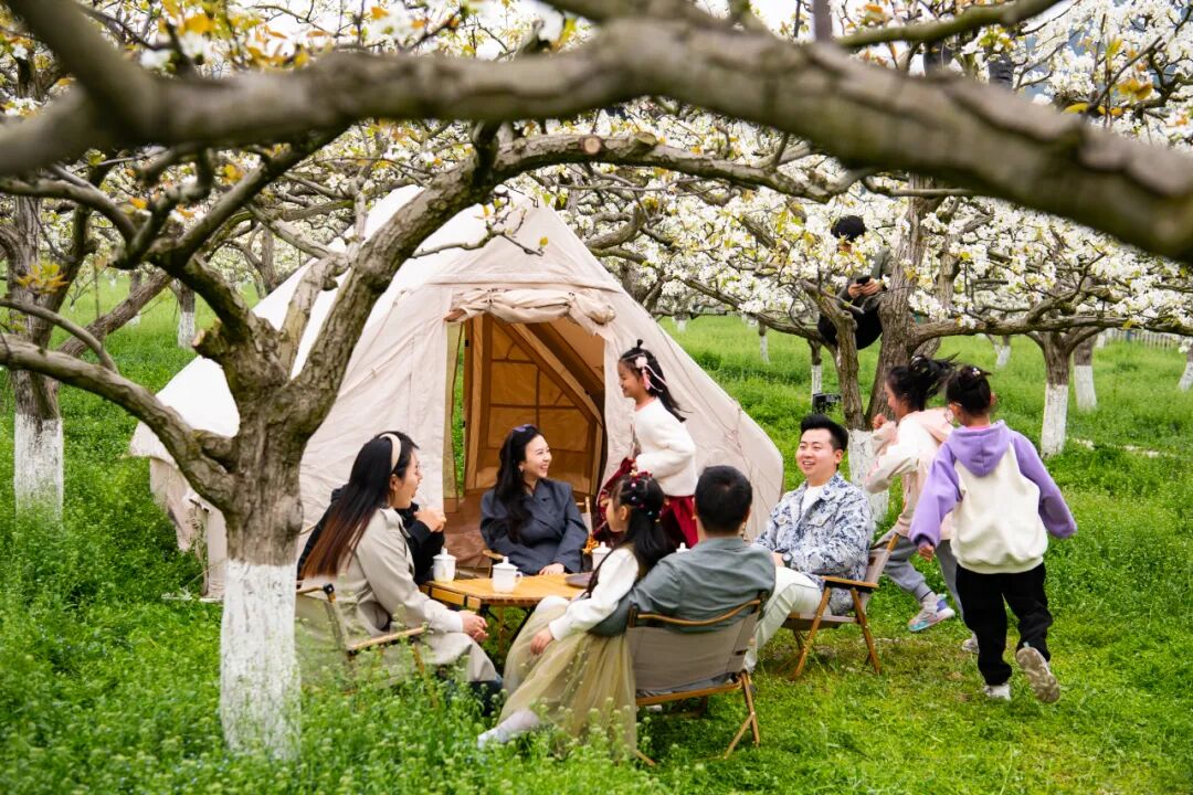 �á������á���������